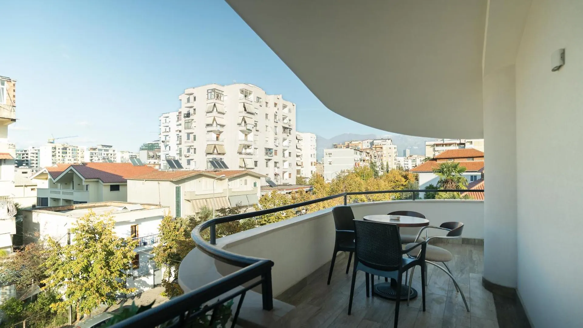 F&M Hotel 2 Tirana