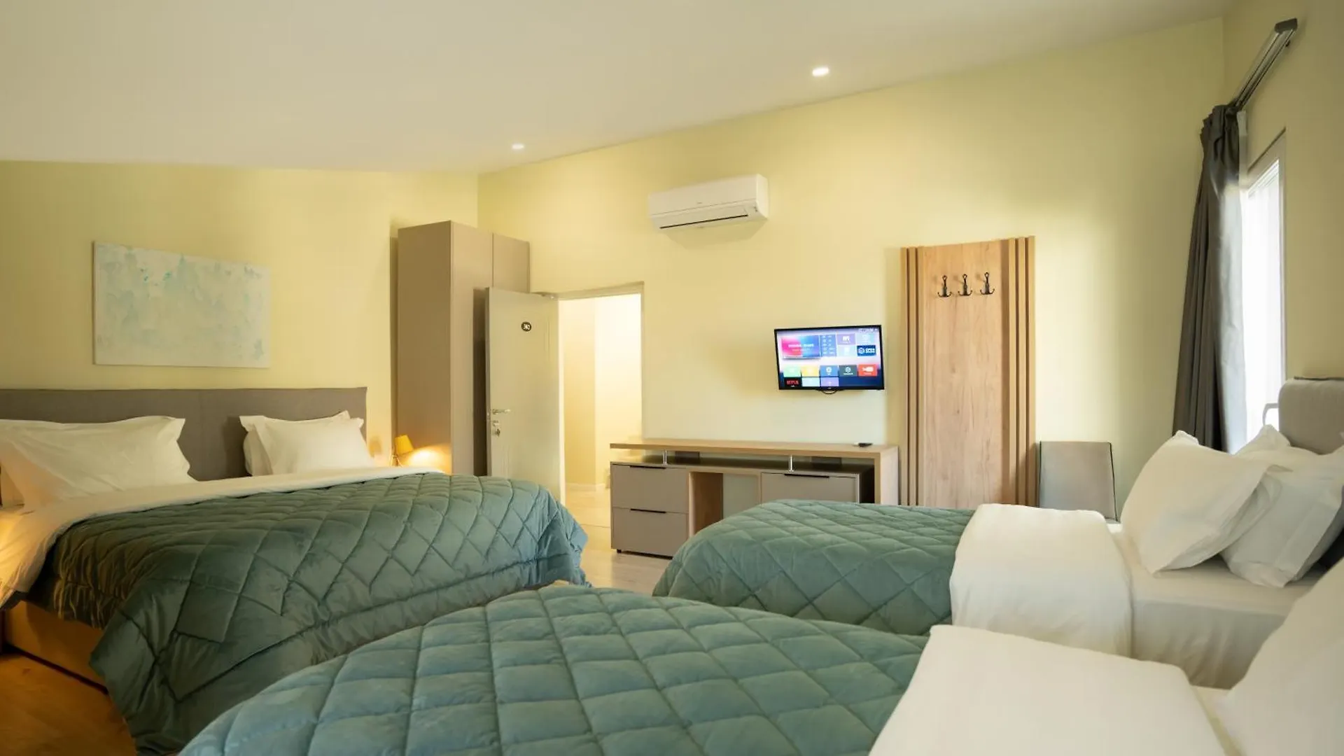 F&M Hotel 2 Tirana Albania